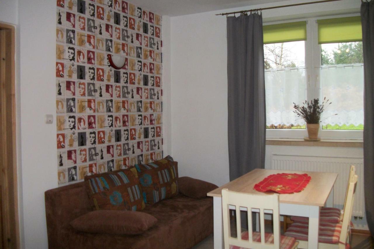 Domek I Apartamenty Stokrotka Krynica Zdroj Bagian luar foto